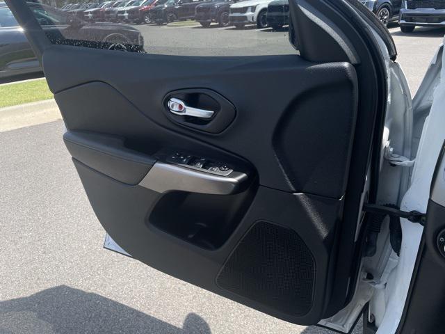 used 2022 Jeep Cherokee car, priced at $22,608
