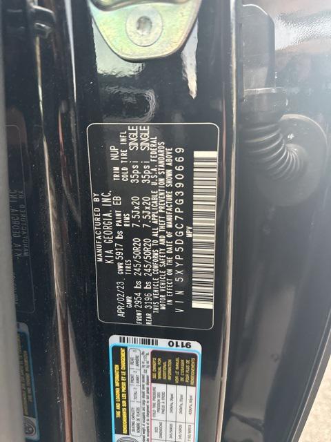 used 2023 Kia Telluride car, priced at $39,573