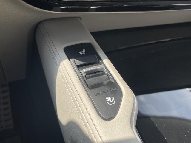 used 2023 Kia Telluride car, priced at $41,390