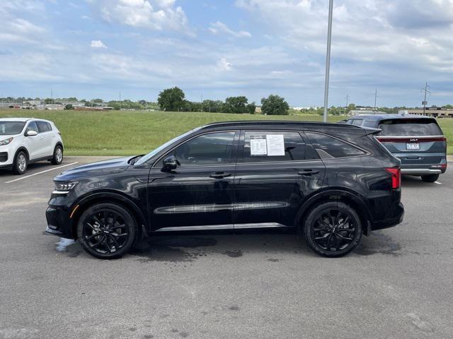 used 2023 Kia Sorento car, priced at $34,221