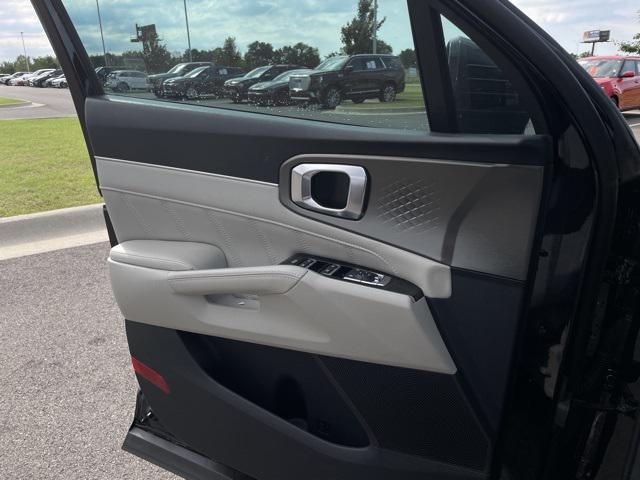 used 2023 Kia Sorento car, priced at $34,221