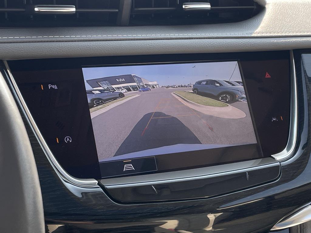 used 2023 Cadillac XT6 car, priced at $40,142