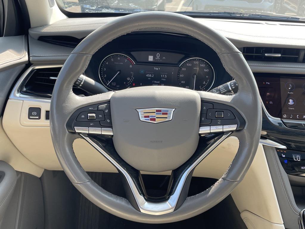 used 2023 Cadillac XT6 car, priced at $40,142