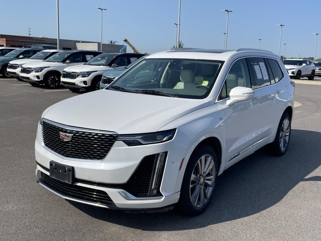 used 2023 Cadillac XT6 car, priced at $40,142