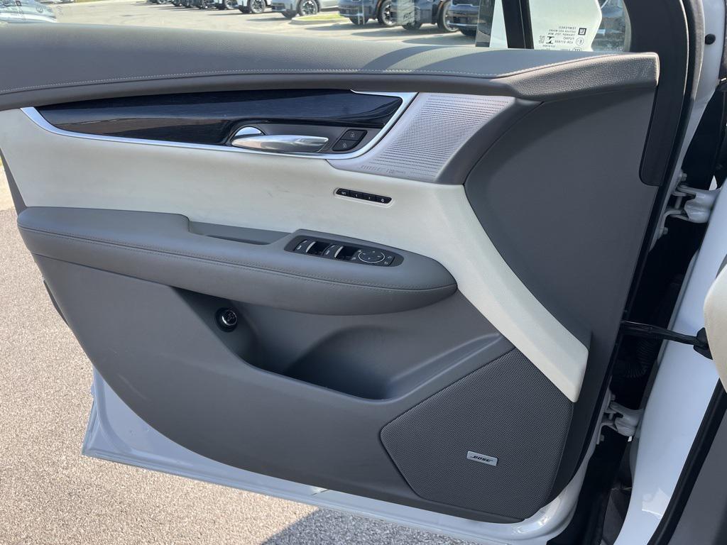 used 2023 Cadillac XT6 car, priced at $40,142