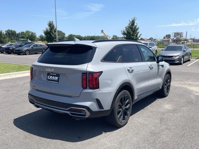 used 2022 Kia Sorento car, priced at $27,057