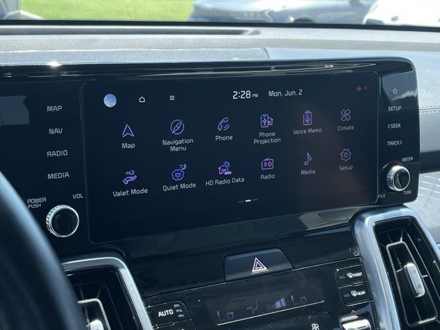 used 2022 Kia Sorento car, priced at $27,057
