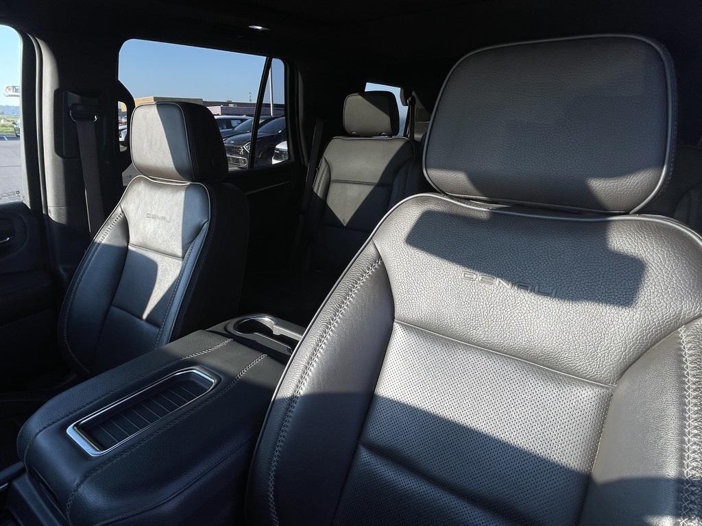 used 2021 GMC Yukon car, priced at $50,533