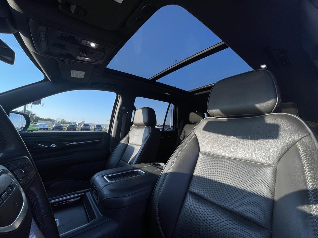 used 2021 GMC Yukon car, priced at $50,533