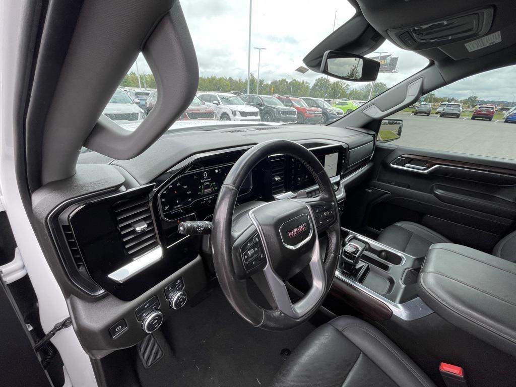 used 2023 GMC Sierra 1500 car, priced at $39,203