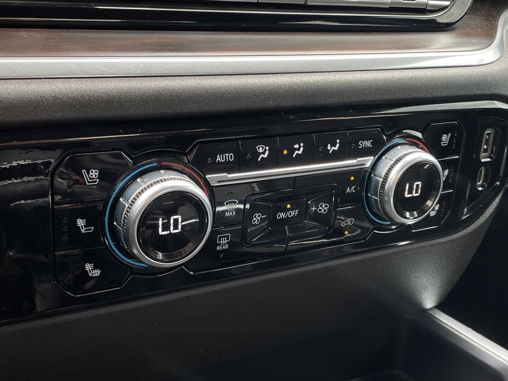 used 2023 GMC Sierra 1500 car, priced at $39,203