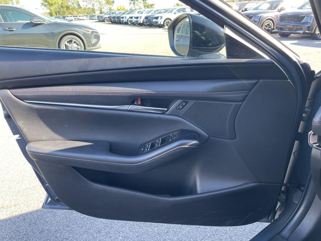 used 2024 Mazda Mazda3 car, priced at $23,211