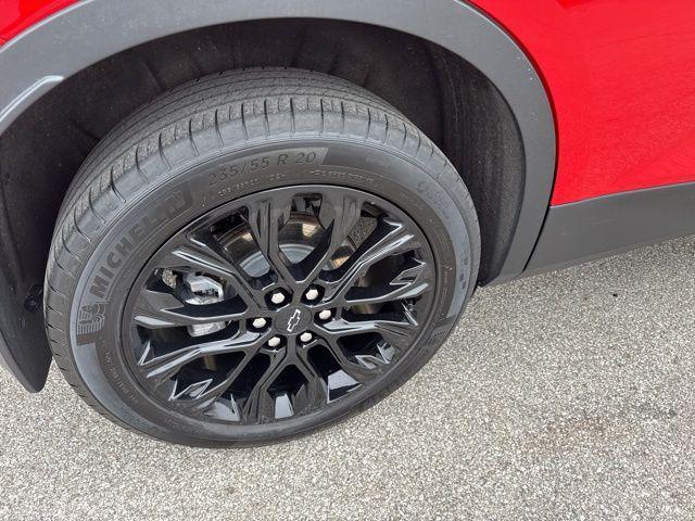 used 2024 Chevrolet Blazer car, priced at $33,286