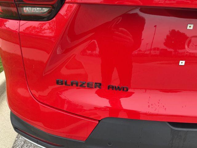 used 2024 Chevrolet Blazer car, priced at $33,286