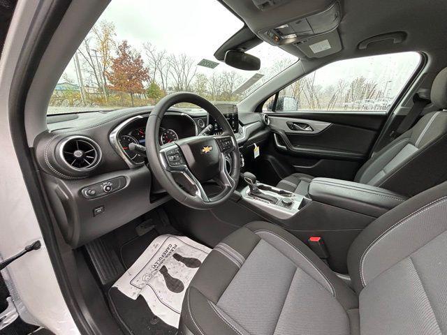 new 2025 Chevrolet Blazer car, priced at $38,075