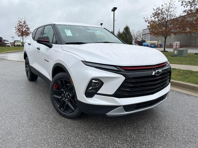 new 2025 Chevrolet Blazer car, priced at $39,009