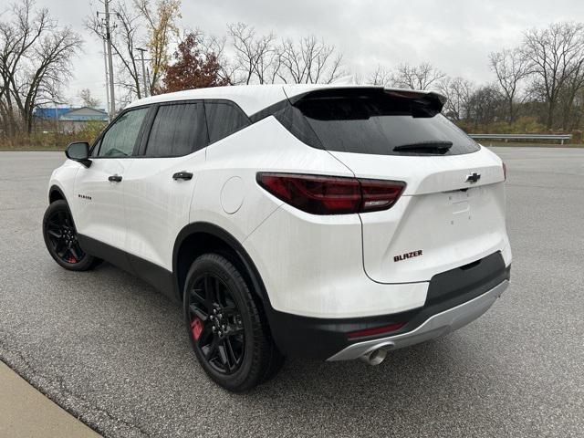 new 2025 Chevrolet Blazer car, priced at $39,009