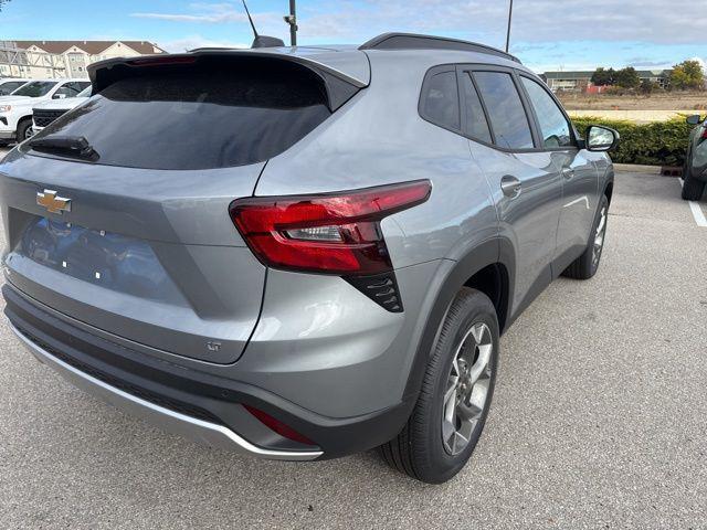 new 2026 Chevrolet Trax car, priced at $25,885