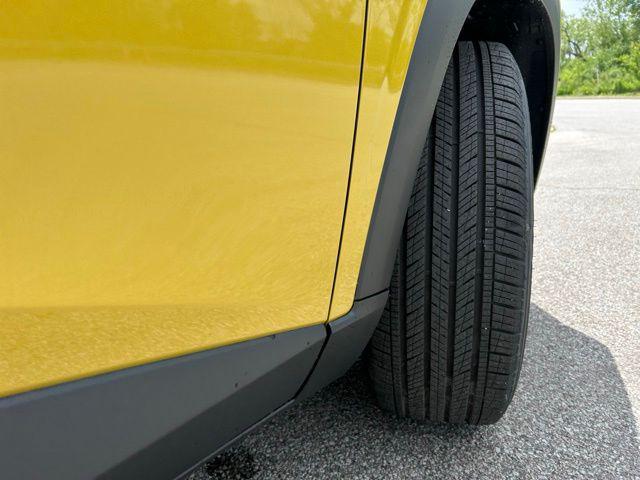 new 2025 Chevrolet Trax car, priced at $26,985
