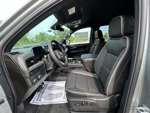 new 2025 Chevrolet Suburban car, priced at $85,090