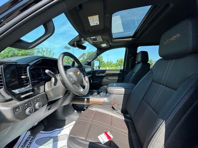 new 2025 Chevrolet Silverado 2500 car, priced at $87,645