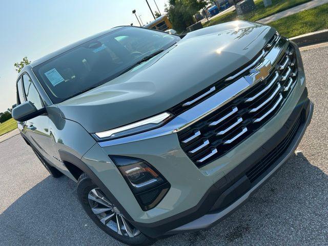 new 2026 Chevrolet Equinox car, priced at $31,995
