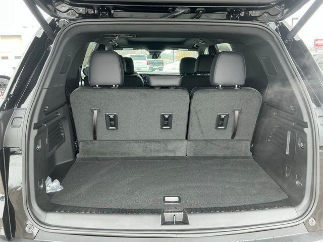 new 2026 Chevrolet Traverse car, priced at $46,211