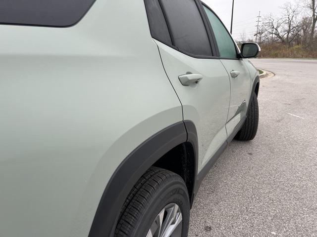 new 2025 Chevrolet Equinox car, priced at $31,575