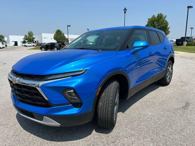 new 2025 Chevrolet Blazer car, priced at $37,485