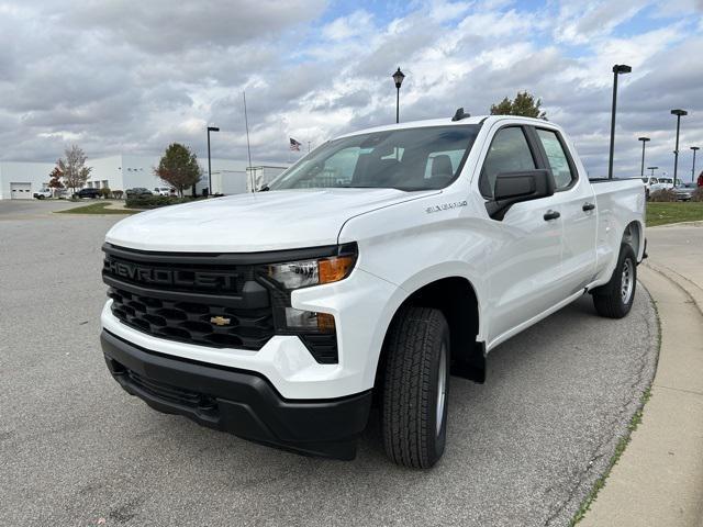 new 2025 Chevrolet Silverado 1500 car, priced at $45,530