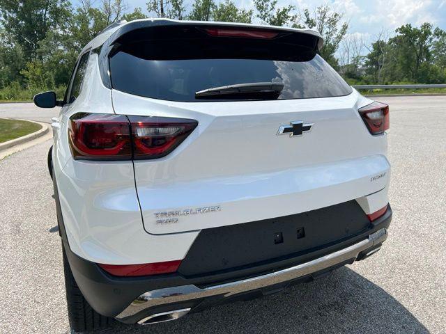 new 2025 Chevrolet TrailBlazer car, priced at $34,325