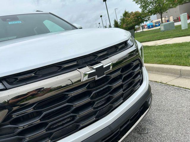 new 2025 Chevrolet TrailBlazer car, priced at $34,325