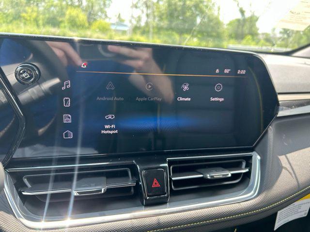new 2025 Chevrolet TrailBlazer car, priced at $34,325