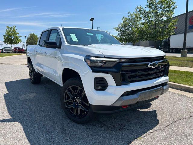 new 2025 Chevrolet Colorado car, priced at $49,815