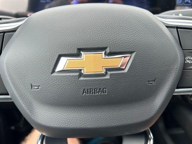new 2025 Chevrolet Equinox EV car, priced at $46,615