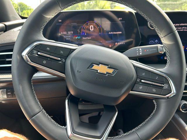 new 2025 Chevrolet Traverse car, priced at $45,315