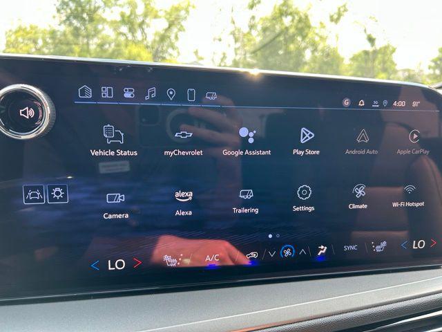 new 2025 Chevrolet Traverse car, priced at $45,315