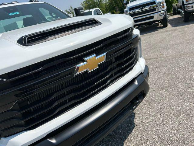 new 2024 Chevrolet Silverado 3500 car, priced at $48,620