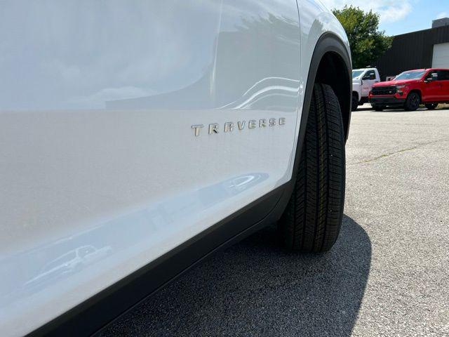 new 2025 Chevrolet Traverse car, priced at $44,245