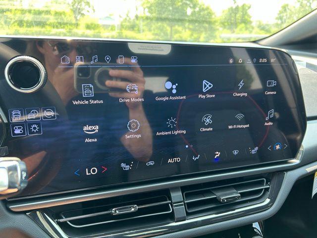 new 2025 Chevrolet Equinox EV car, priced at $45,585