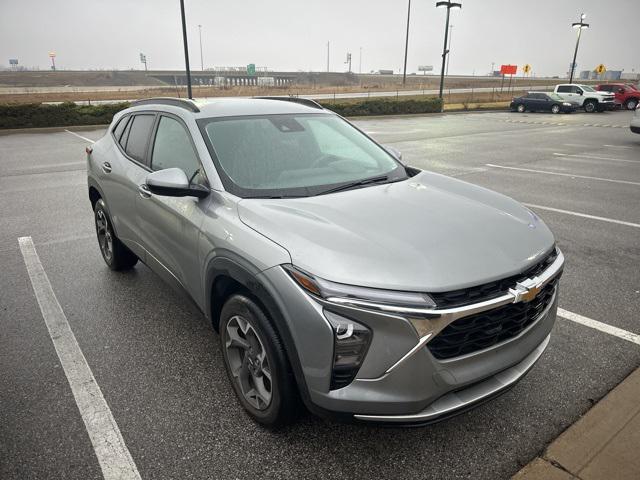 used 2024 Chevrolet Trax car, priced at $23,161