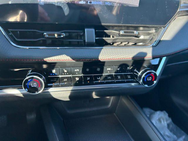new 2026 Chevrolet Equinox car, priced at $35,345