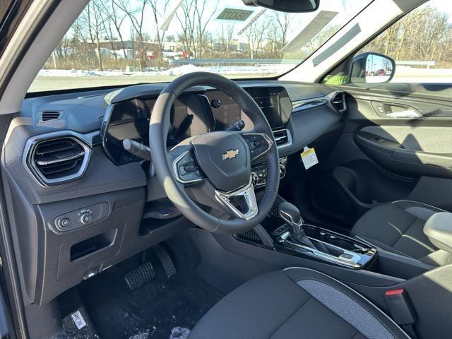 new 2025 Chevrolet TrailBlazer car, priced at $30,080