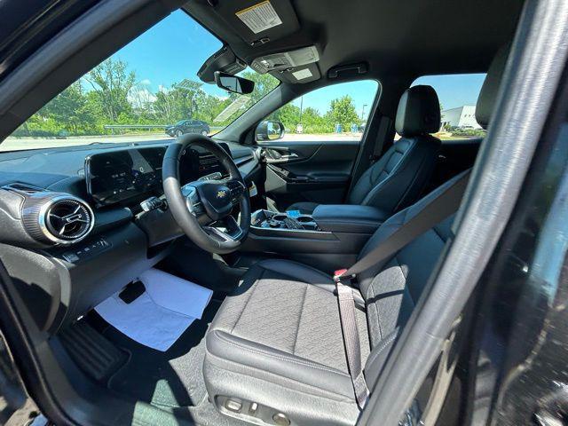 new 2026 Chevrolet Equinox car, priced at $34,990