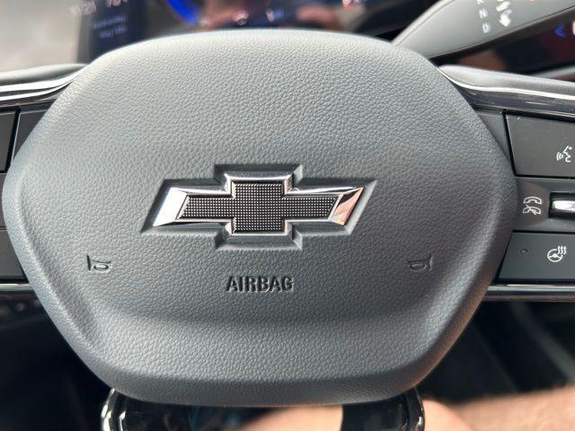new 2025 Chevrolet Equinox EV car, priced at $52,985