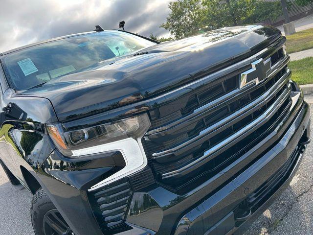 new 2025 Chevrolet Silverado 1500 car, priced at $71,605