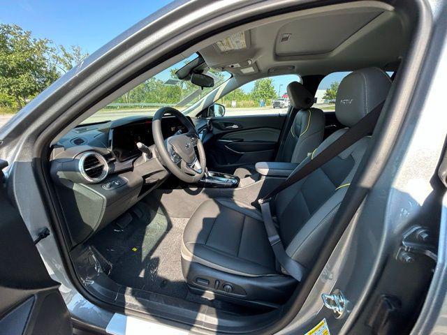 new 2025 Chevrolet Trax car, priced at $27,585