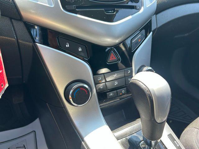 used 2014 Chevrolet Cruze car, priced at $10,498