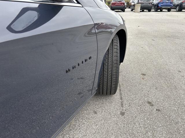 new 2025 Chevrolet Malibu car, priced at $30,440