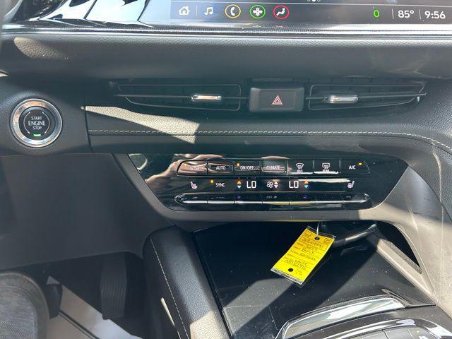used 2022 Buick Envision car, priced at $22,999